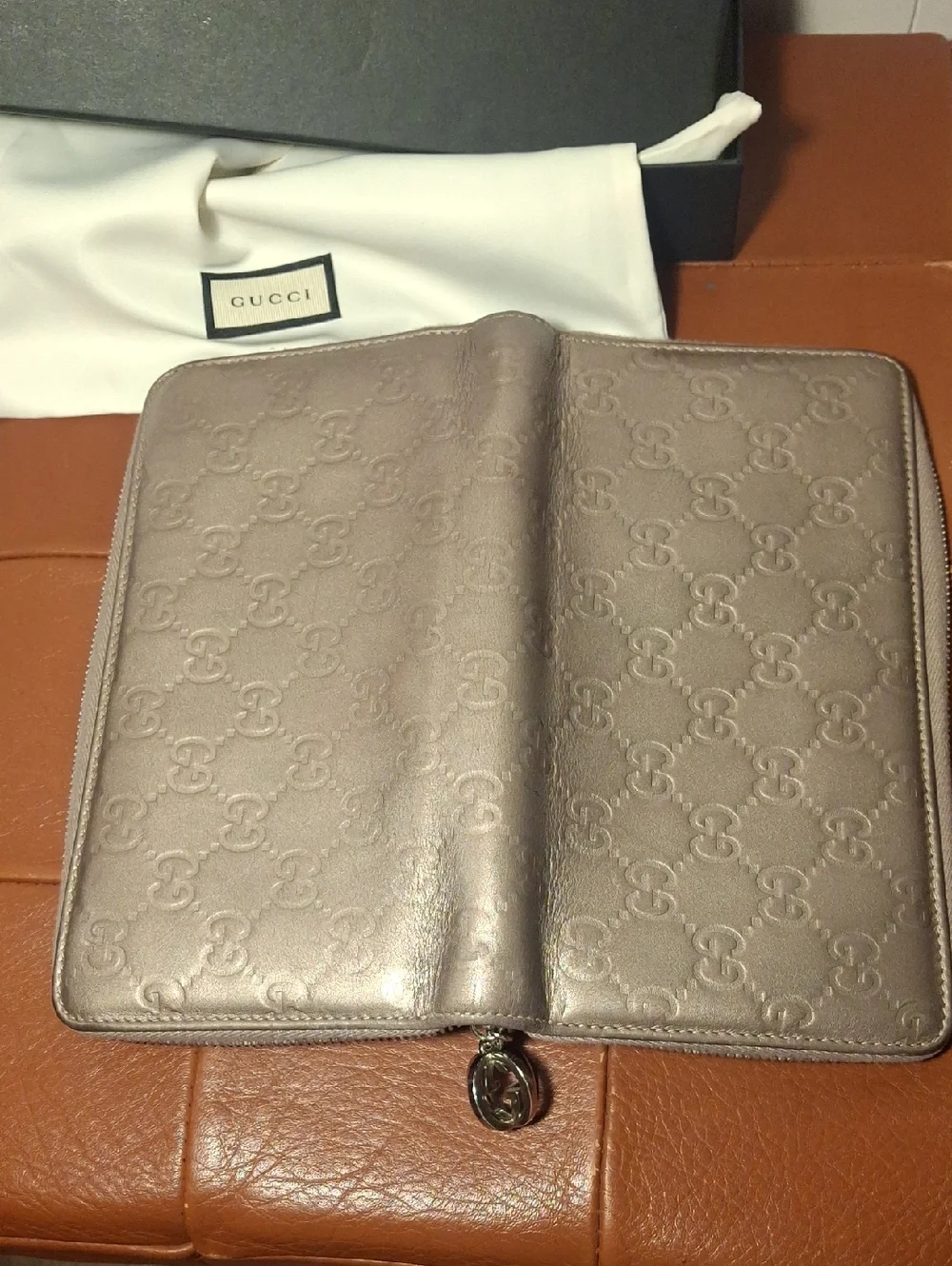 Gucci Metallic Taupe GG Zip Around Wallet - Metallic Beige - Picture 6 of 12